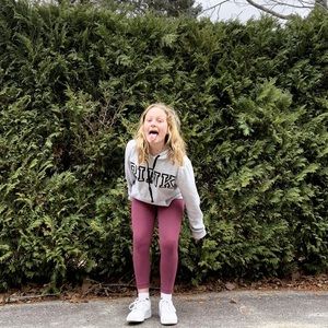 Meet your Posher, Addy